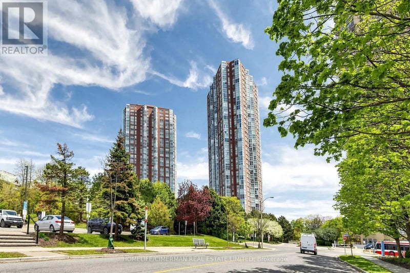 #3302 5 Concorde Place, Toronto (Banbury-Don Mills), Ontario, M3C3M8, Toronto (Banbury-Don Mills), Ontario — photo 1 of 5