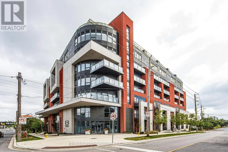 #112 2433 Dufferin Street, Toronto (Briar Hill-Belgravia), Ontario, M6E0B4, Toronto (Briar Hill-Belgravia), Ontario — photo 1 of 5
