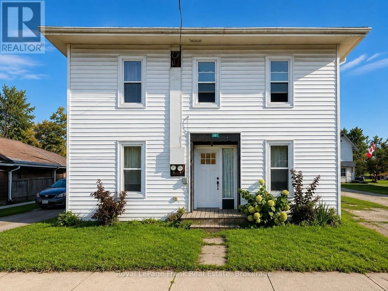 981 Eldon Road, Kawartha Lakes (Oakwood), Ontario, K0M2M0, Kawartha Lakes (Oakwood), Ontario — photo 1 of 5