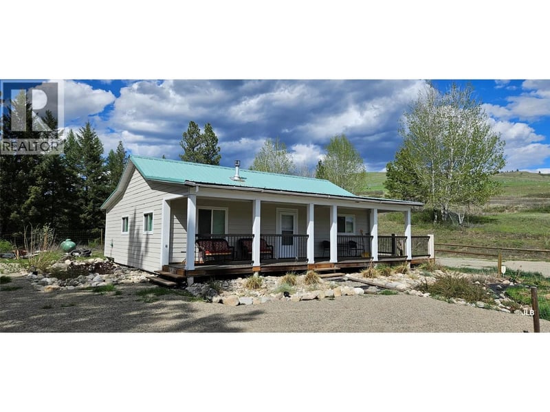 5335 CANYON Road, Rock Creek, British Columbia, V0H1Y0, Rock Creek, British Columbia — photo 1 of 5