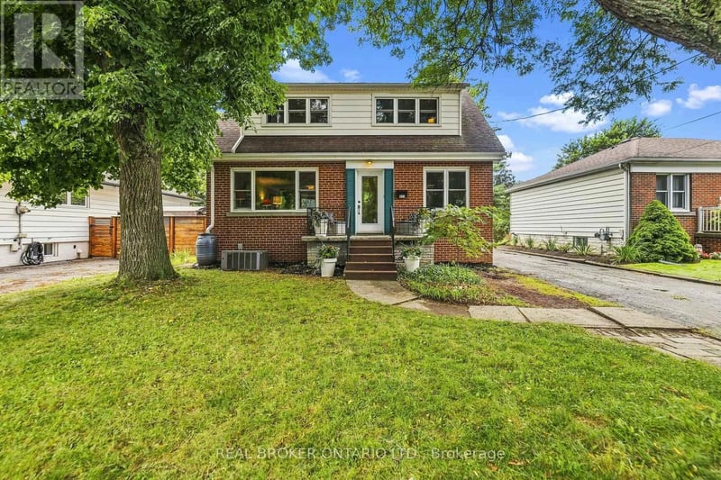 177 York Road, Hamilton (Dundas), Ontario, L9H1M8, Hamilton (Dundas), Ontario — photo 1 of 5