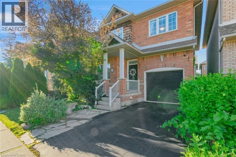 33 PANORAMA Way, Stoney Creek, Ontario, L8E6C6, Stoney Creek, Ontario — photo 1 of 5