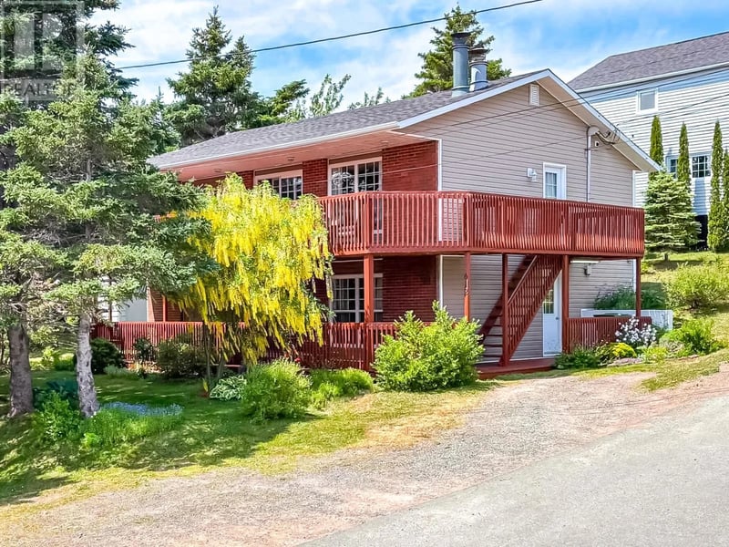 612-614 Ville Marie Drive, Marystown, Newfoundland & Labrador, A0E2M0, Marystown, Newfoundland & Labrador — photo 1 of 5