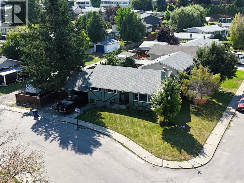 612 17TH Avenue South, Cranbrook, British Columbia, V1C3B5, Cranbrook, British Columbia — photo 1 of 5