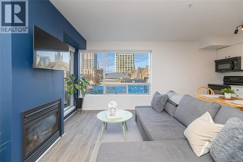 #303 932 Johnson Street, Victoria, British Columbia, V8V3N4, Victoria, British Columbia — photo 1 of 5
