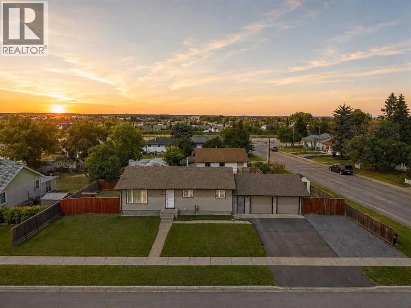 4814 Lorne Avenue, Blackfalds, Alberta, T0M0J0, Blackfalds, Alberta — photo 1 of 5