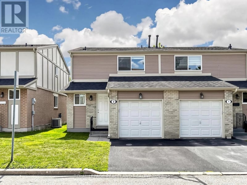 3 New Port Way, Markham (Thornhill), Ontario, L3T5G3, Markham (Thornhill), Ontario — photo 1 of 5