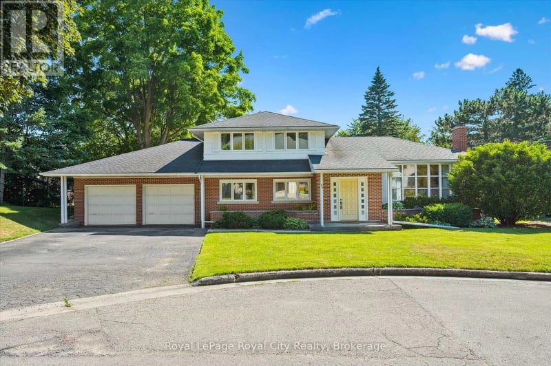 67 Woodside Road, Guelph (Dovercliffe Park/Old University), Ontario, N1G2H1, Guelph (Dovercliffe Park/Old University), Ontario — photo 1 of 5