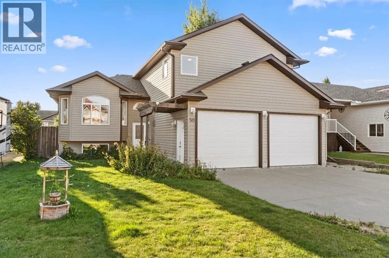 50 Wellwood Drive, Whitecourt, Alberta, T7S1T8, Whitecourt, Alberta — photo 1 of 5