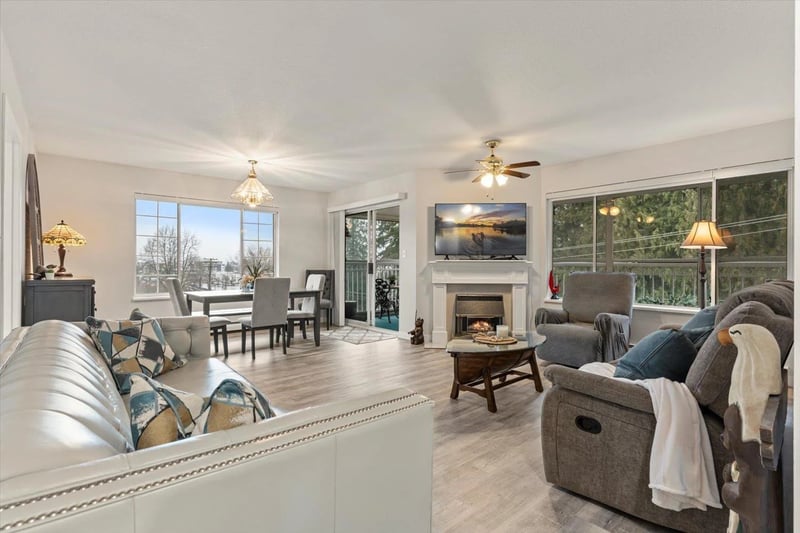 #307 2491 GLADWIN Road, Abbotsford, British Columbia, V2T3N8, Abbotsford, British Columbia — photo 1 of 5