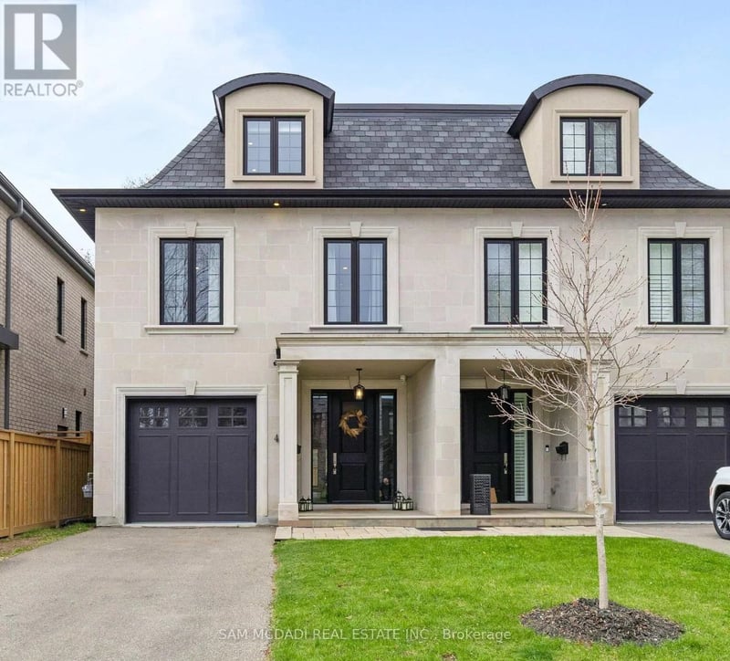 4 Iroquois Avenue, Mississauga (Port Credit), Ontario, L5G1M6, Mississauga (Port Credit), Ontario — photo 1 of 5