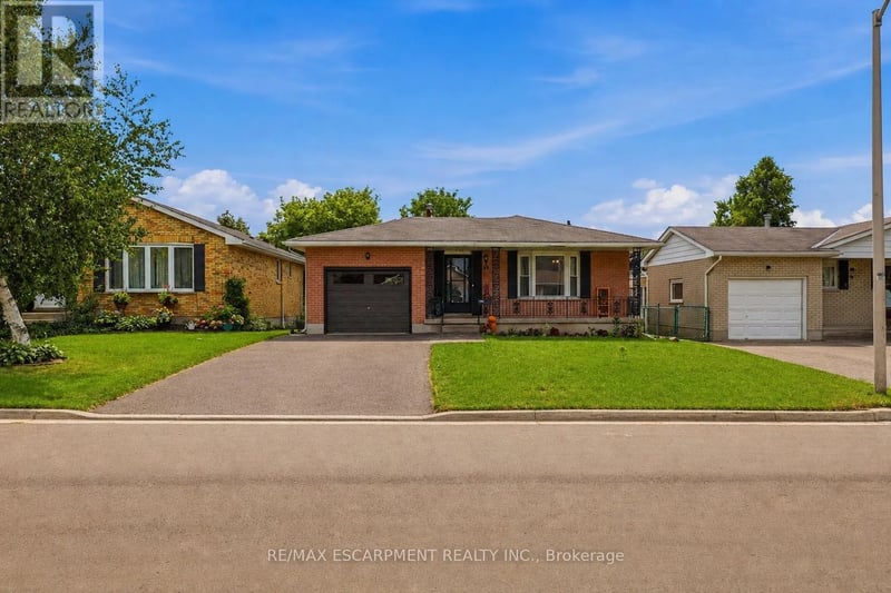58 VANIER Place, St. Thomas, Ontario, N5R5S6, St. Thomas, Ontario — photo 1 of 5
