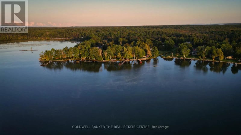 3919 TREELINE Drive, Severn, Ontario, L0K2B0, Severn, Ontario — photo 1 of 5