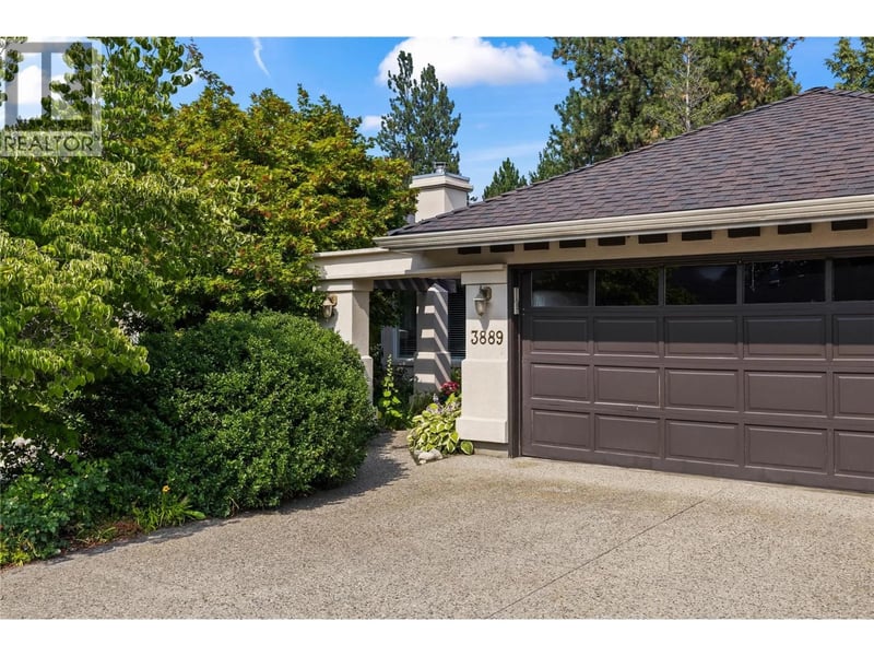 3889 Gallaghers Other, Kelowna, British Columbia, V1W3Z9, Kelowna, British Columbia — photo 1 of 5