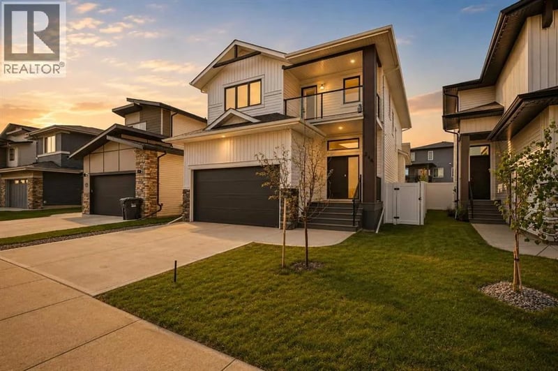 244 Emerald Drive, Red Deer, Alberta, T4E1A6, Red Deer, Alberta — photo 1 of 5