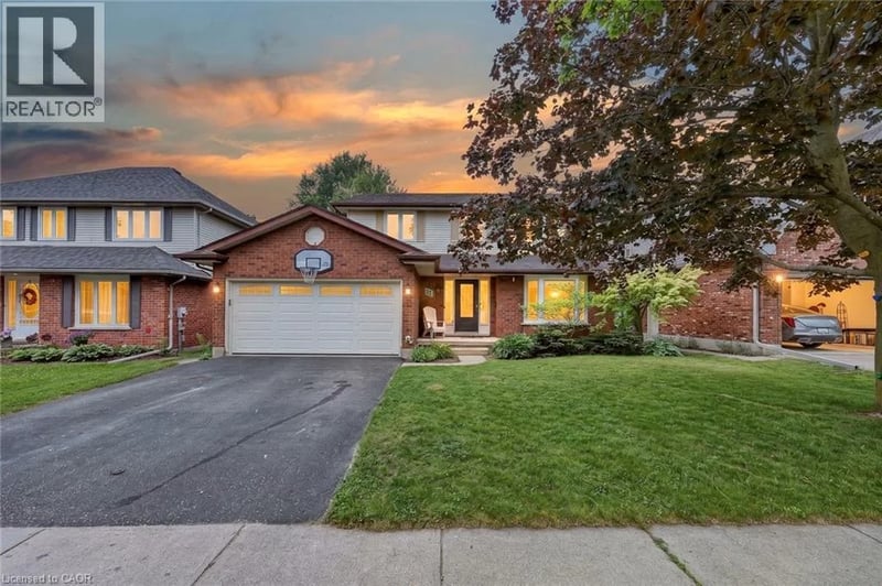 27 SIOUX Crescent, Woodstock, Ontario, N4T1G2, Woodstock, Ontario — photo 1 of 5