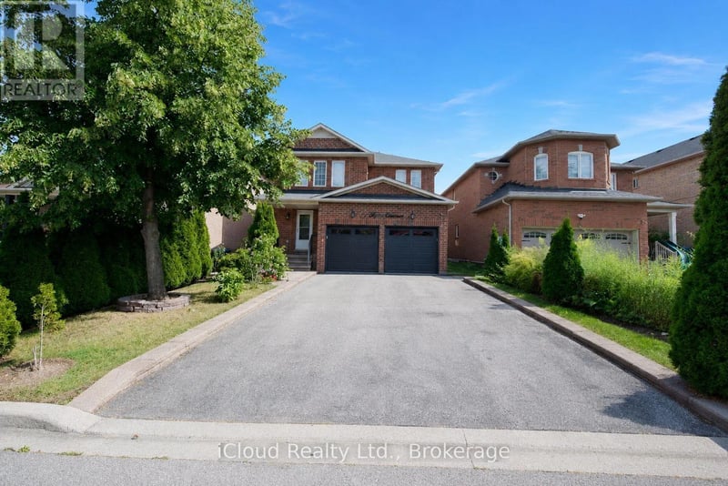 71 Tufton Crescent, Brampton (Fletcher's Meadow), Ontario, L7A3J2, Brampton (Fletcher's Meadow), Ontario — photo 1 of 5