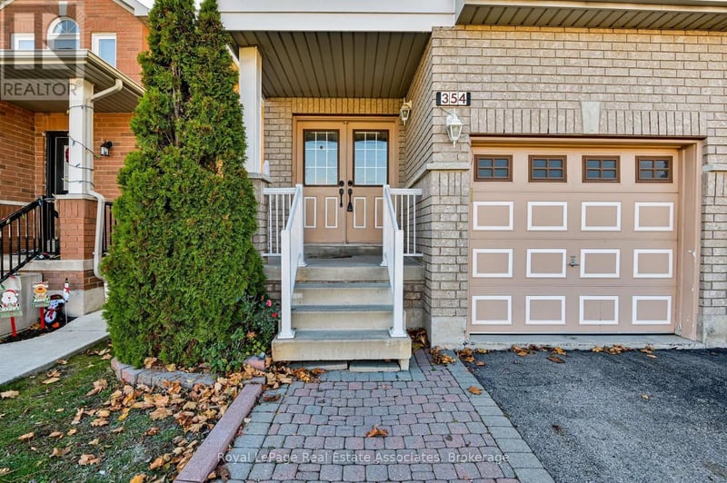 354 Oaktree Circle, Mississauga (Meadowvale Village), Ontario, L5W1V6, Mississauga (Meadowvale Village), Ontario — photo 1 of 5