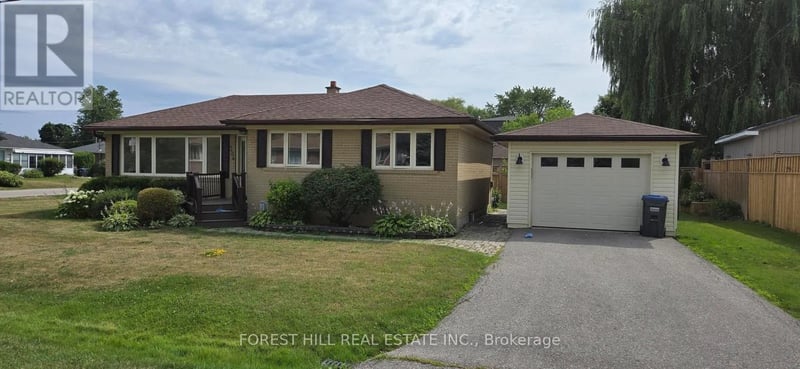 324 Henderson Street, Caledon (Bolton West), Ontario, L7E4X7, Caledon (Bolton West), Ontario — photo 1 of 5