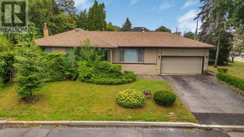 2 Caswell Drive, Toronto (Newtonbrook East), Ontario, M2M3L9, Toronto (Newtonbrook East), Ontario — photo 1 of 5