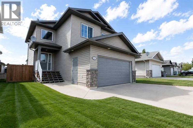 12206 103A Street, Grande Prairie, Alberta, T8V2L6, Grande Prairie, Alberta — photo 1 of 5