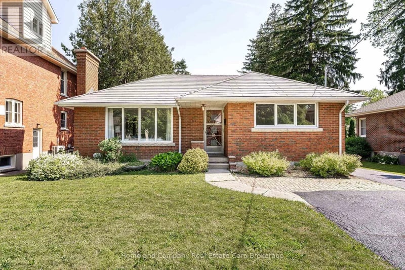 354 West Gore Street, Stratford, Ontario, N5A1L1, Stratford, Ontario — photo 1 of 5