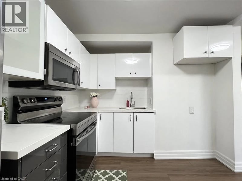 #UPPER 1164 CANNON Street East, Hamilton, Ontario, L8L2K1, Hamilton, Ontario — photo 1 of 5