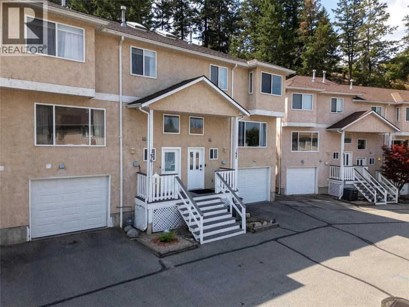 #156 1458 Penticton Avenue, Penticton, British Columbia, V2A8L3, Penticton, British Columbia — photo 1 of 5