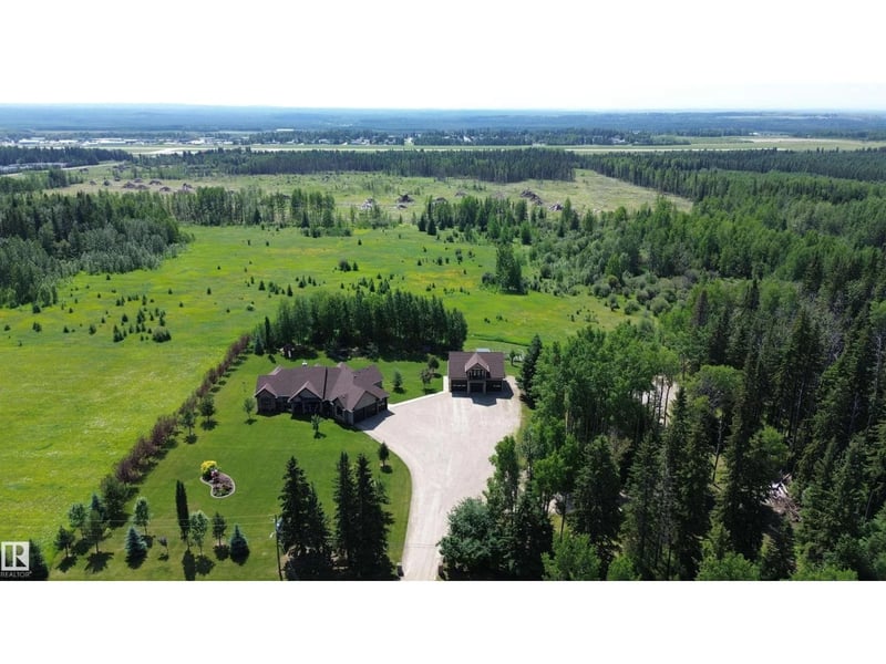 6663 15 Ave, Edson, Alberta, T7E1S3, Edson, Alberta — photo 1 of 5