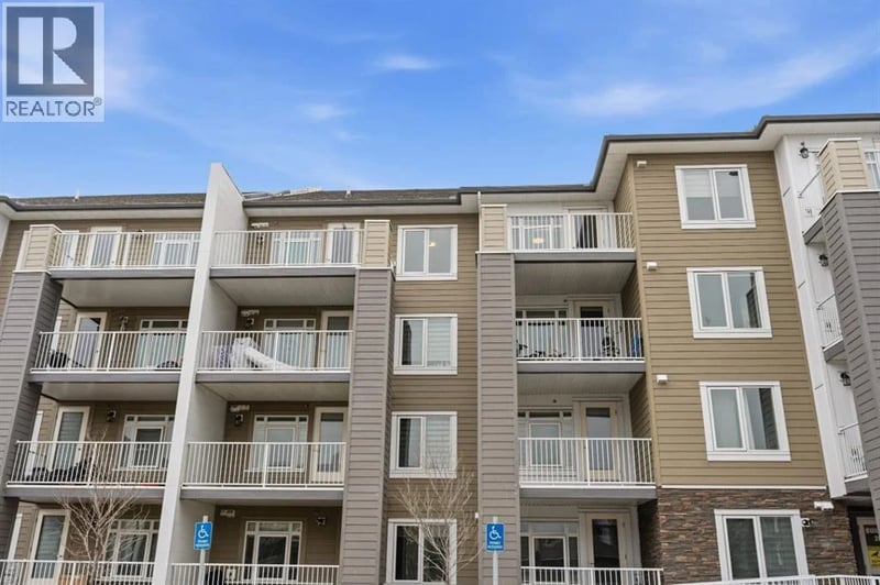 6118 80 Avenue Northeast, Calgary, Alberta, T3J0S6, Calgary, Alberta — photo 1 of 5