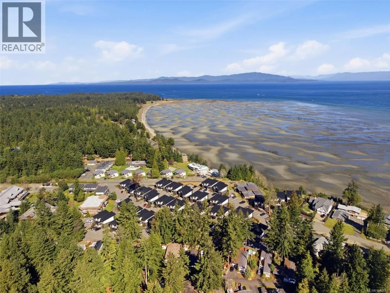 #212 (SA1) 1175 Resort Drive, Parksville, British Columbia, V9P2E3, Parksville, British Columbia — photo 1 of 5