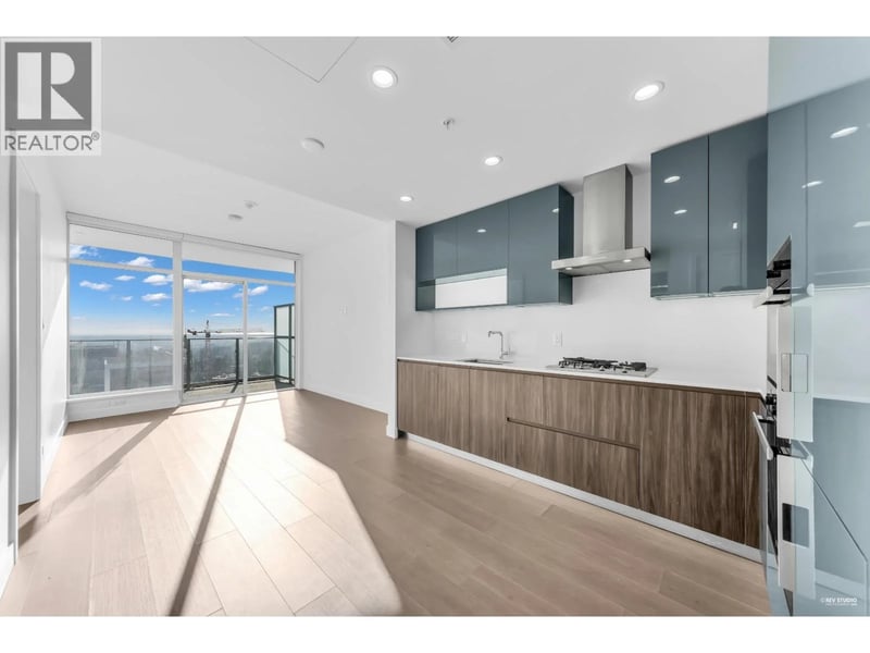 #1505 6511 SUSSEX Avenue, Burnaby, British Columbia, V5H0K5, Burnaby, British Columbia — photo 1 of 5