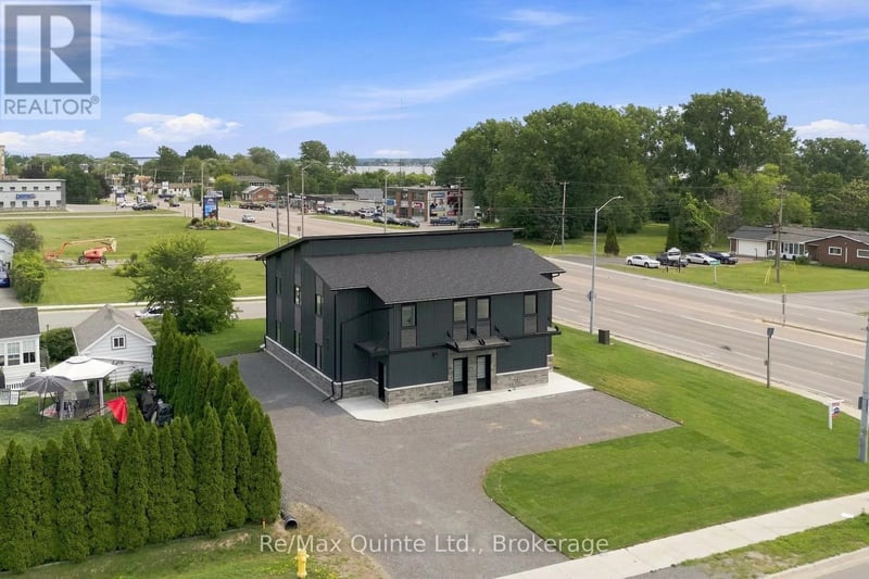 #D 5 Sienna Avenue, Belleville (Belleville Ward), Ontario, K8P4G5, Belleville (Belleville Ward), Ontario — photo 1 of 5