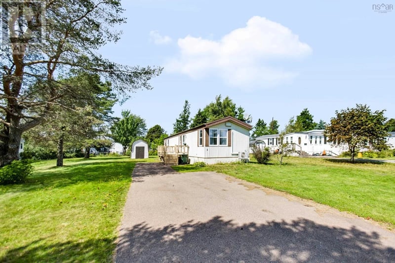 2 Costin Drive, Amherst, Nova Scotia, B4H4B6, Amherst, Nova Scotia — photo 1 of 5