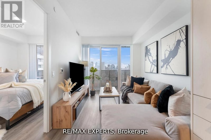 #3302 138 Downes Street, Toronto (Waterfront Communities), Ontario, M5E0E4, Toronto (Waterfront Communities), Ontario — photo 1 of 5