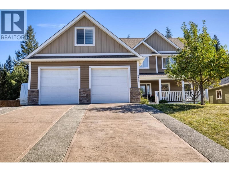 939 FRASER Avenue, 100 Mile House, British Columbia, V0K2E0, 100 Mile House, British Columbia — photo 1 of 5