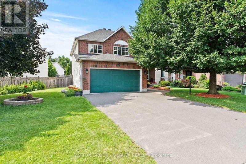 21 Avonmore Crescent, Ottawa, Ontario, K2G6J7, Ottawa, Ontario — photo 1 of 5