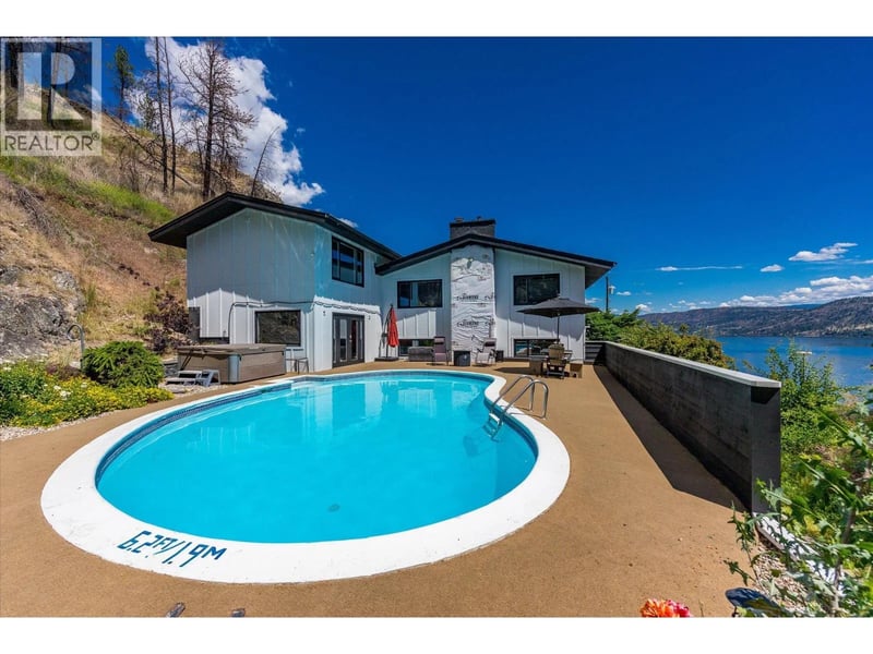 1084 Westside Road South, West Kelowna, British Columbia, V1Z3S1, West Kelowna, British Columbia — photo 1 of 5