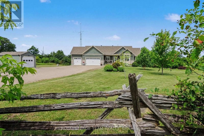 10 Old Kingston Road, Rideau Lakes, Ontario, K0G1L0, Rideau Lakes, Ontario — photo 1 of 5