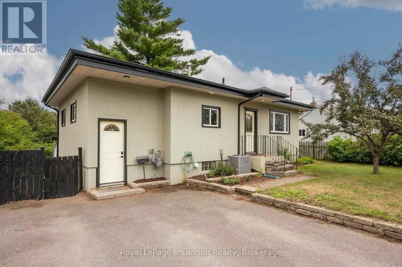 262 THERESA Street, Thunder Bay (Shuniah), Ontario, P7A5P9, Thunder Bay (Shuniah), Ontario — photo 1 of 5