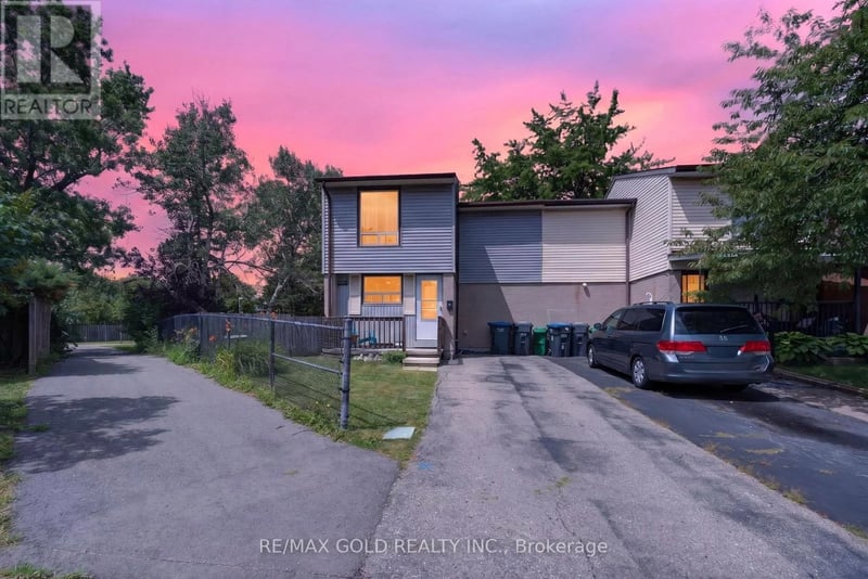 13 Gold Pine Court, Brampton (Northgate), Ontario, L6S2K6, Brampton (Northgate), Ontario — photo 1 of 5