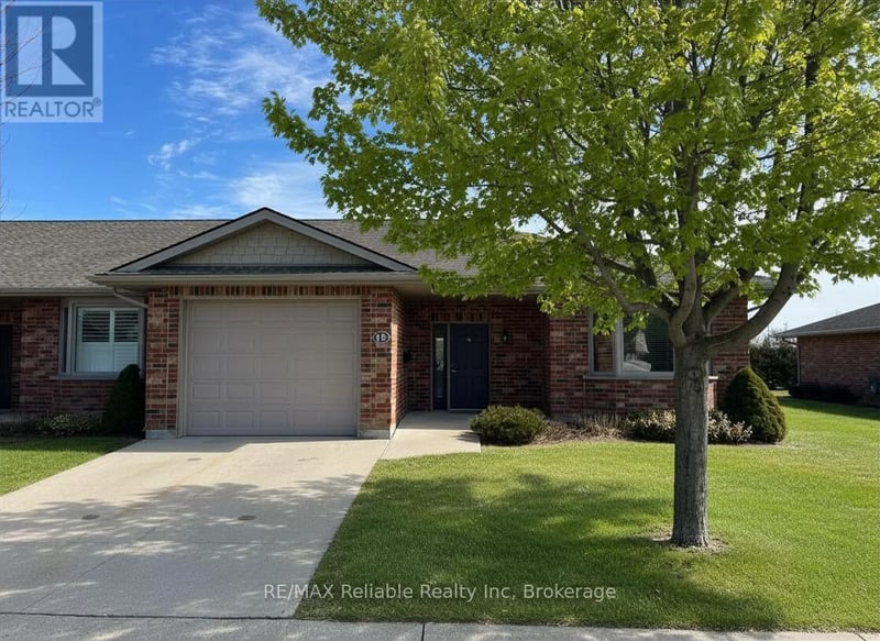 15 Bayfield Mews Lane, Bluewater (Bayfield), Ontario, N0M1G0, Bluewater (Bayfield), Ontario — photo 1 of 5