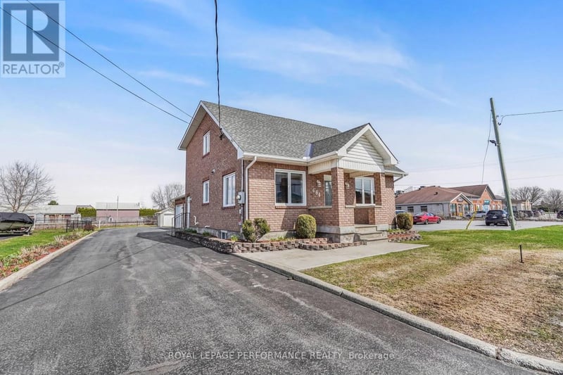 684 Principale Street, Casselman, Ontario, K0A1M0, Casselman, Ontario — photo 1 of 5
