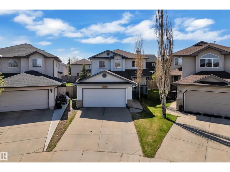 14031 136 ST NW, Edmonton, Alberta, T6V1W8, Edmonton, Alberta — photo 1 of 5