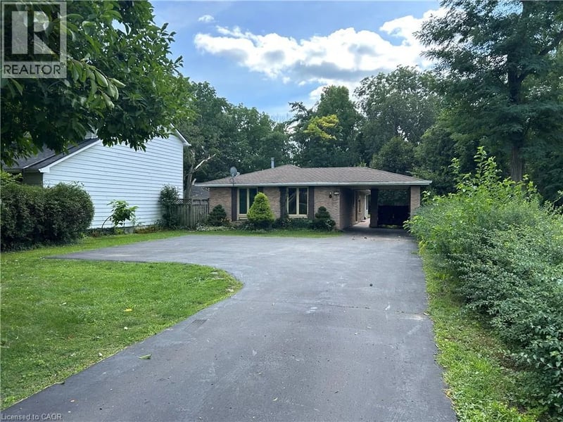 90 QUEENSWAY East, Simcoe, Ontario, N3Y4M6, Simcoe, Ontario — photo 1 of 5