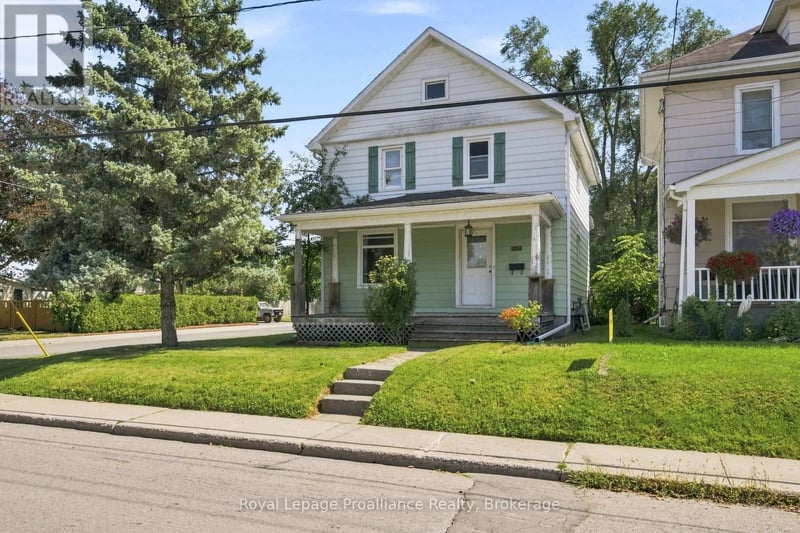 135 Mcgill Street, Quinte West (Trenton Ward), Ontario, K8V3K3, Quinte West (Trenton Ward), Ontario — photo 1 of 5