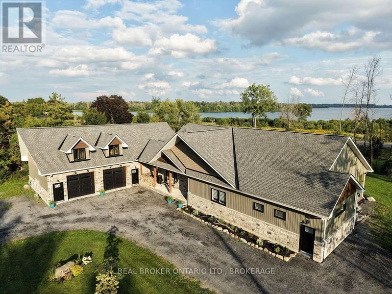 15616 Manning Road, South Stormont, Ontario, K0C1M0, South Stormont, Ontario — photo 1 of 5