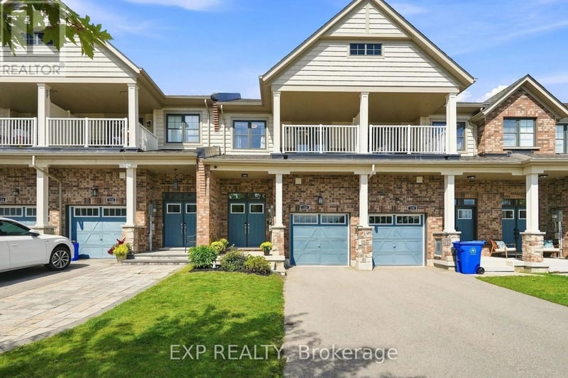 128 Chessington Avenue, East Gwillimbury (Sharon), Ontario, L9N0R6, East Gwillimbury (Sharon), Ontario — photo 1 of 5