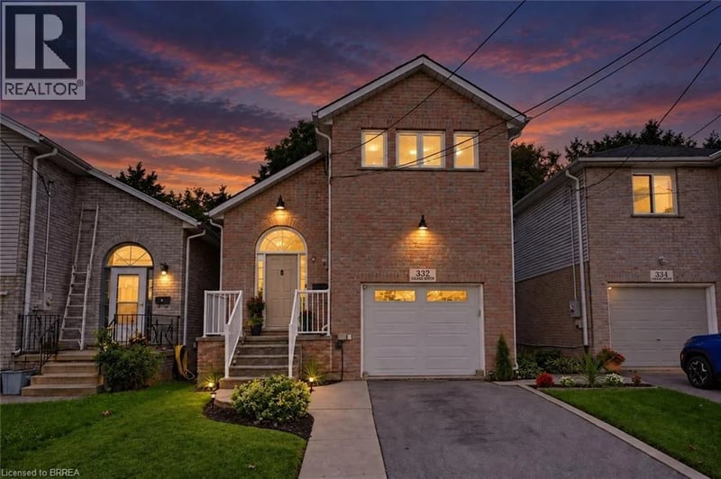 332 GRAND RIVER Avenue, Brantford, Ontario, N3T4Y8, Brantford, Ontario — photo 1 of 5