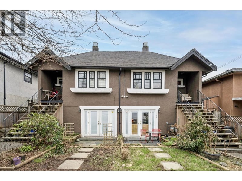 #2148 2150 FERNDALE Street, Vancouver, British Columbia, V5L1Y4, Vancouver, British Columbia — photo 1 of 5
